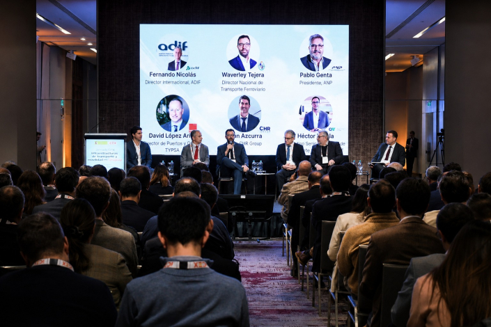 El MTOP participó de la jornada: Infraestructura de Transporte y Movilidad Urbana en Uruguay El MTOP participó de la jornada: Infraestructura de Transporte y Movilidad Urbana en Uruguay
